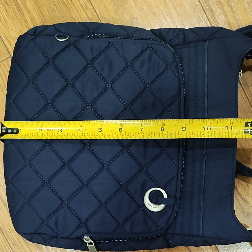 Travelon Navy Quilted Crossbody Bag - Picture 14 of 16
